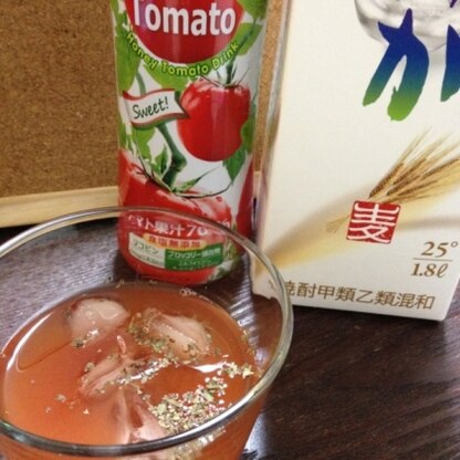 確かに！！トマトスープのようなお酒(o^^o)
美味しかったです☆～*